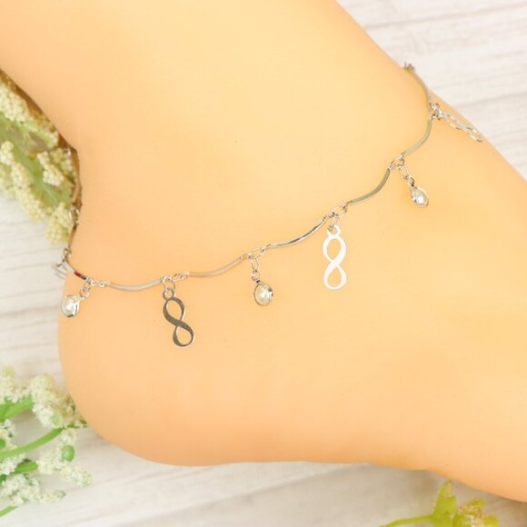 "Handmade Anklet – Elegant & Delicate Jewelry for Women | UNVRC1016 - Picture 6 of 10